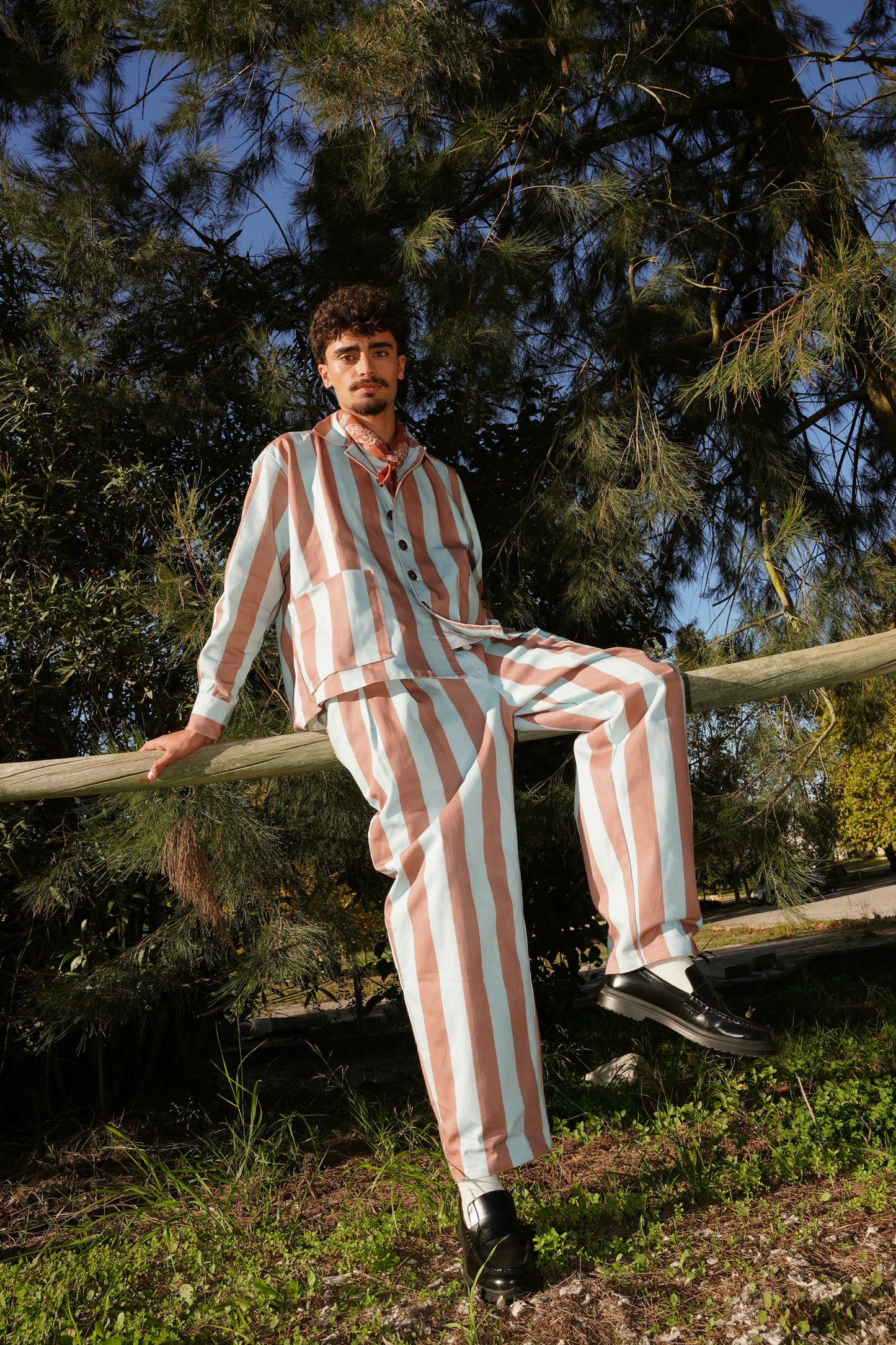 LOGE trousers - BLUE ORBIT
